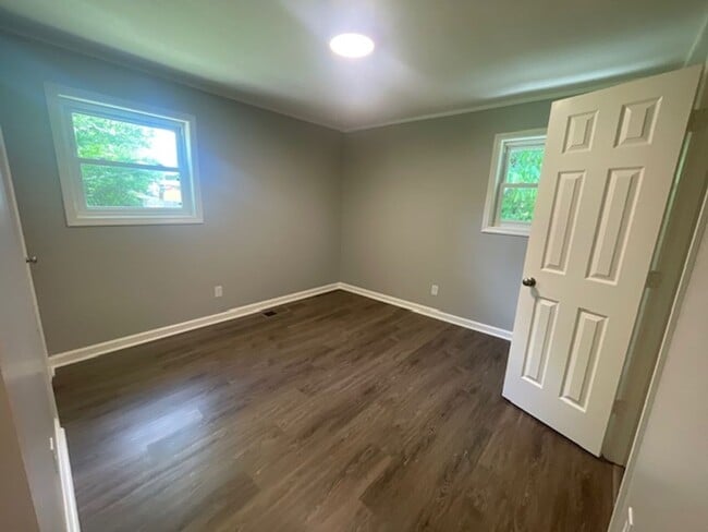 Building Photo - Renovated 3 Bedroom 1 Bath Home for Rent!!