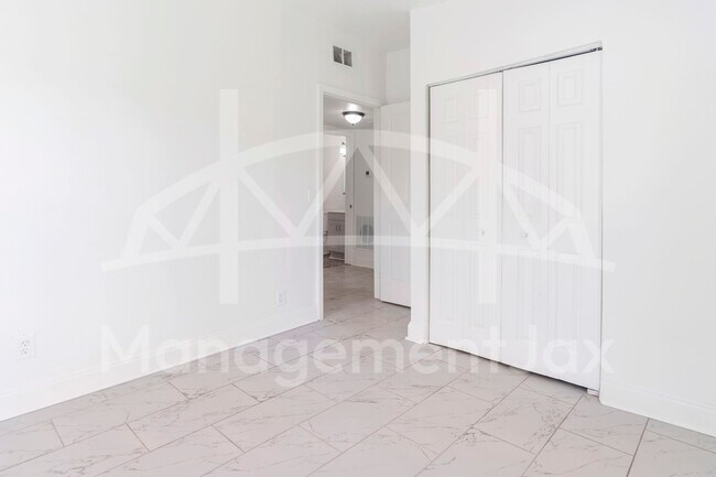 Building Photo - 3622 Ardisia Rd