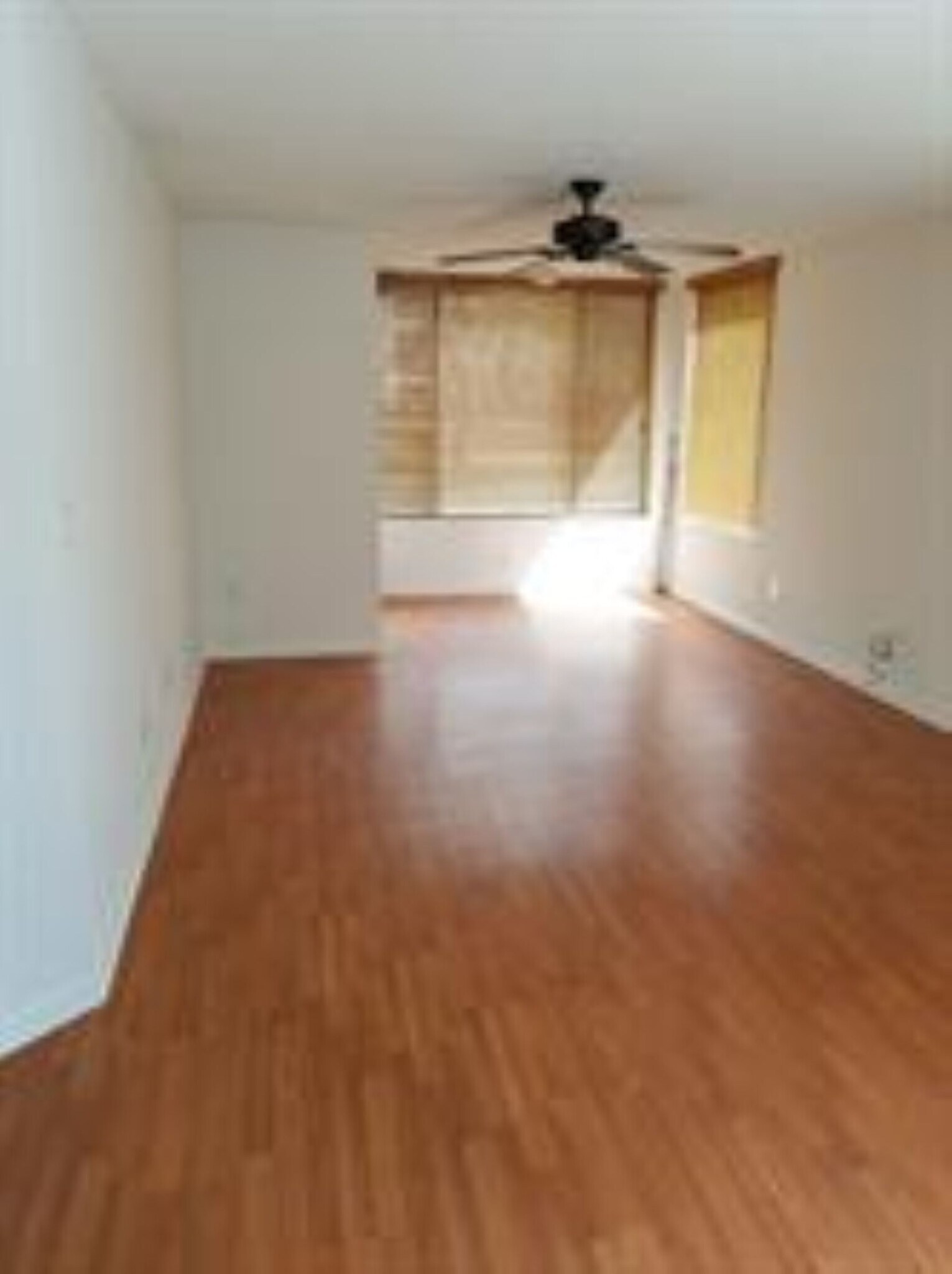 Building Photo - 2890 N Oakland Forest Dr