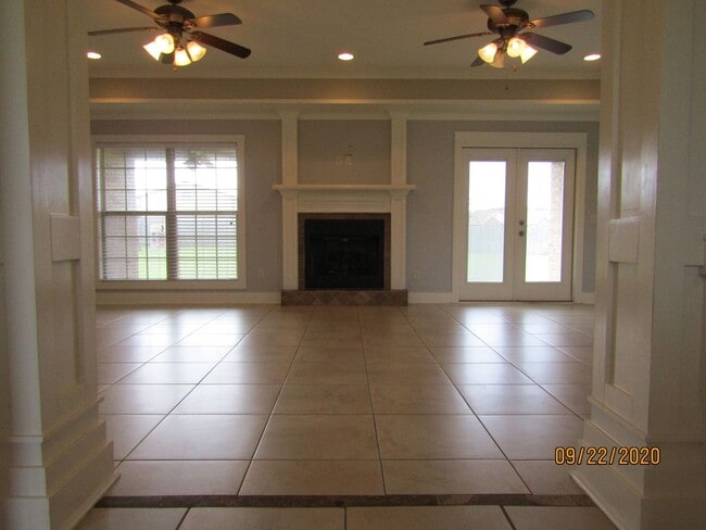 Building Photo - Legacy Farms!