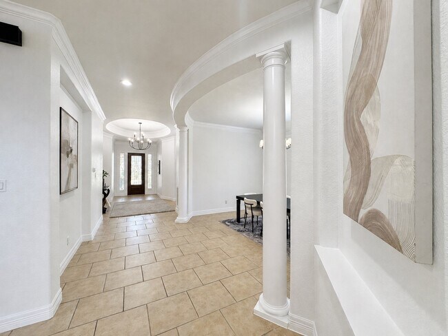 Building Photo - 3301 Elm Creek Dr