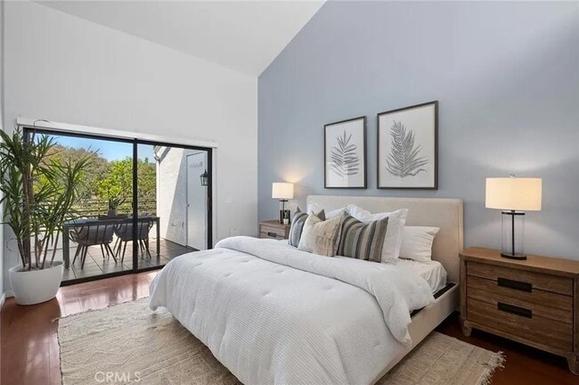 Building Photo - 230 Lille Ln