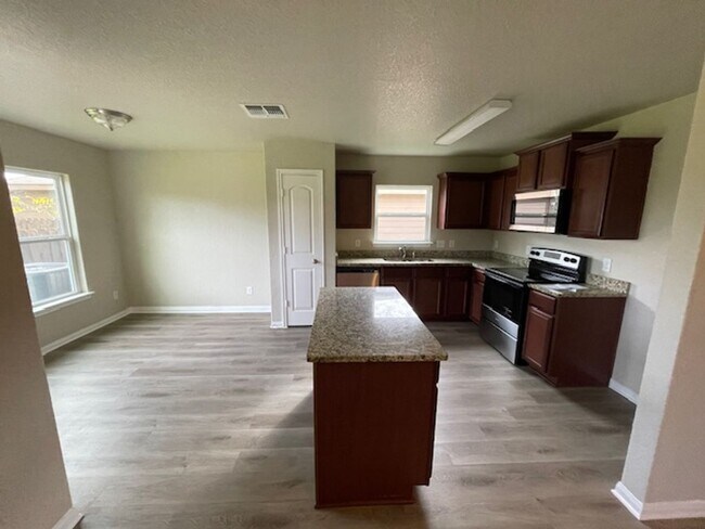 Building Photo - 3618 Foster Meadows