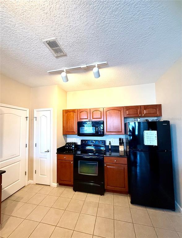 Building Photo - 5257 Cane Island Loop
