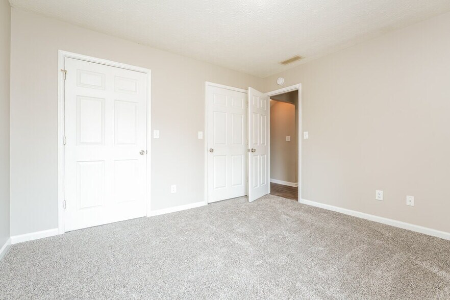 Building Photo - 2627 Country Trace SE