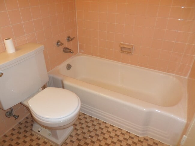 Building Photo - 4600 Connecticut Ave NW