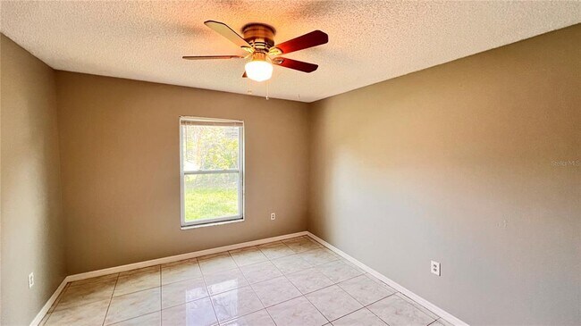 Building Photo - 3234 Windmill Point Blvd