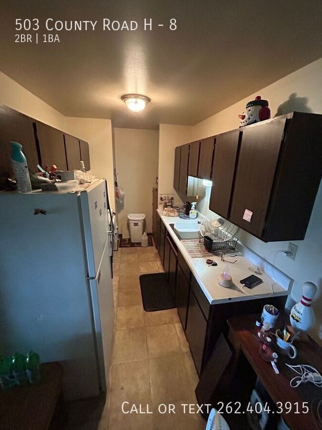 Building Photo - 2 Bedroom Upper Apartment @ Creekside Apar...