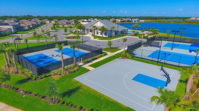 Building Photo - 17311 Blue Rdg Pl