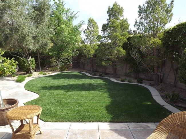 Building Photo - **WONDERFUL SINGLE STORY HOME IN GUARD GAT...