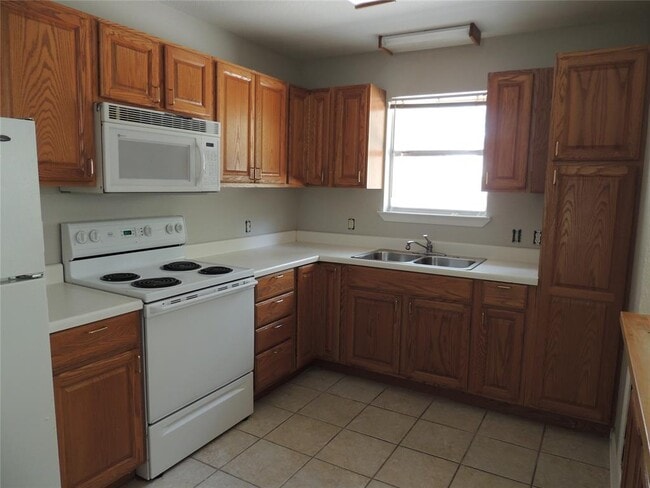 Building Photo - 5510 Sunset Ridge