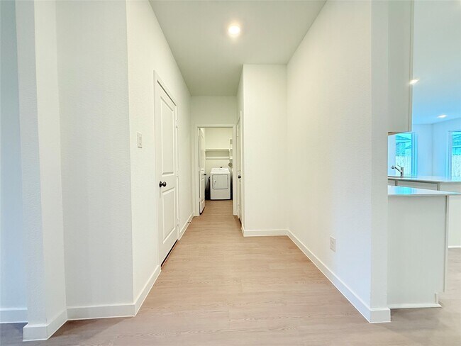 Building Photo - 3017 Waterwood Pass Dr