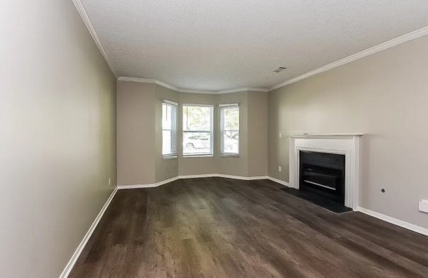 Building Photo - 1649 Roman Point Dr