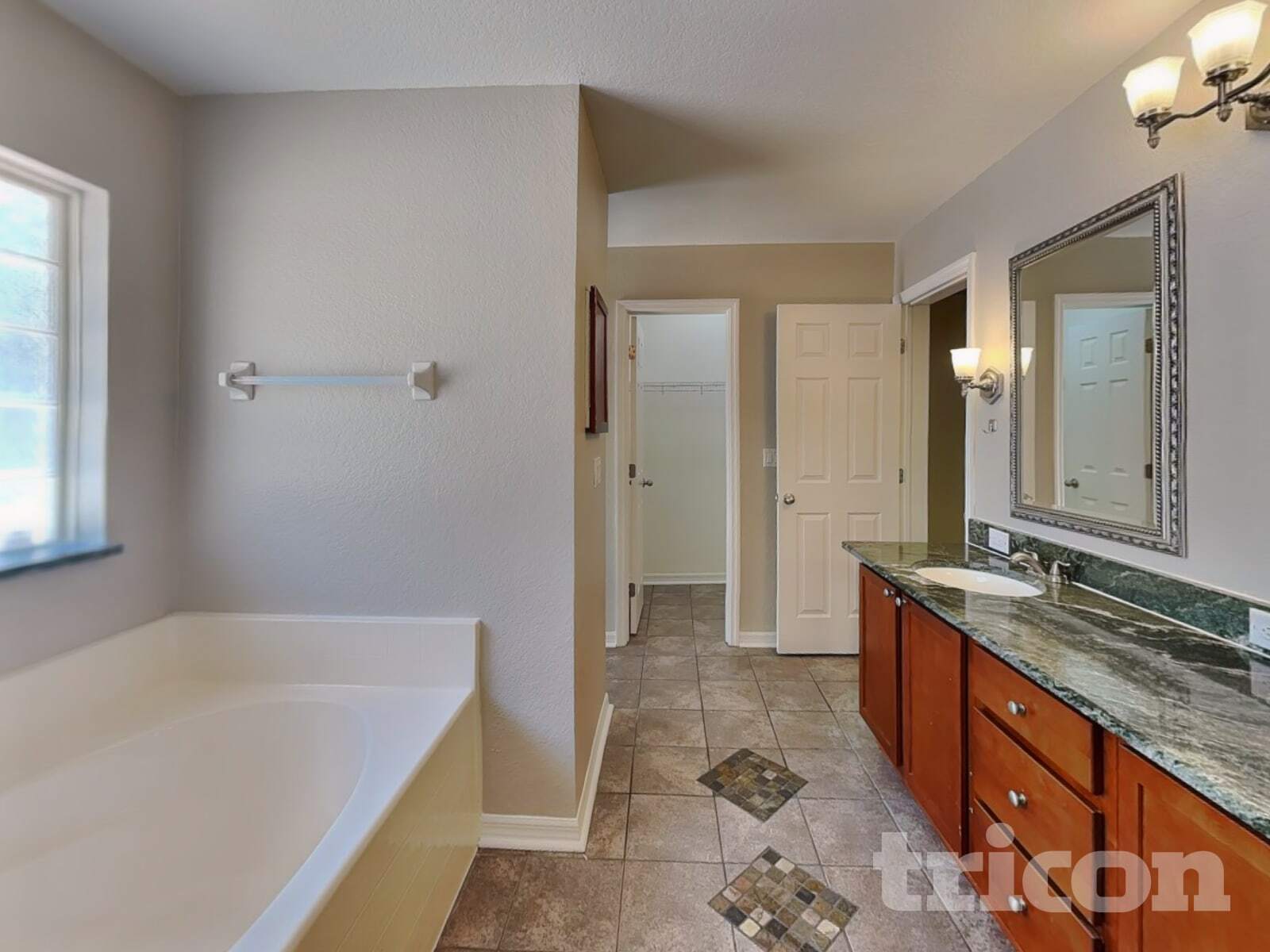 Building Photo - 10564 Noddy Tern Rd