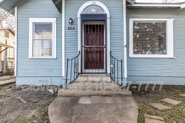 Building Photo - 206 Hoover Ave