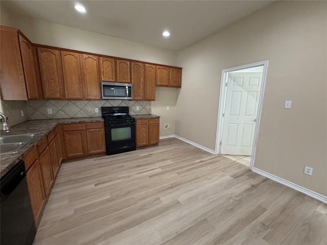 Building Photo - 1525 Cherokee Rose Trail