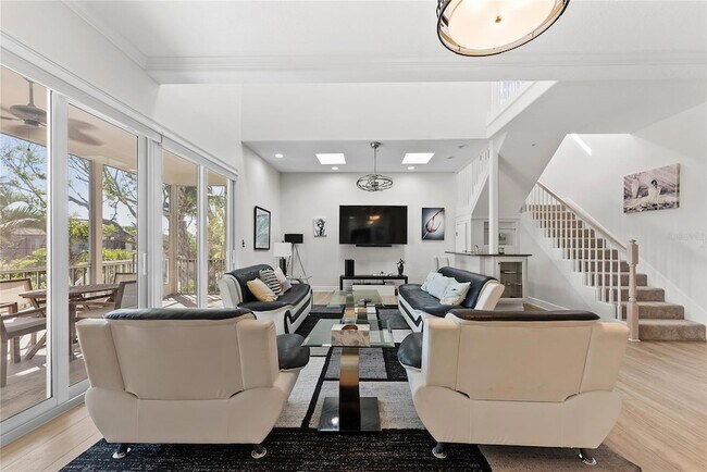 Building Photo - 3020 Gulf of Mexico Dr