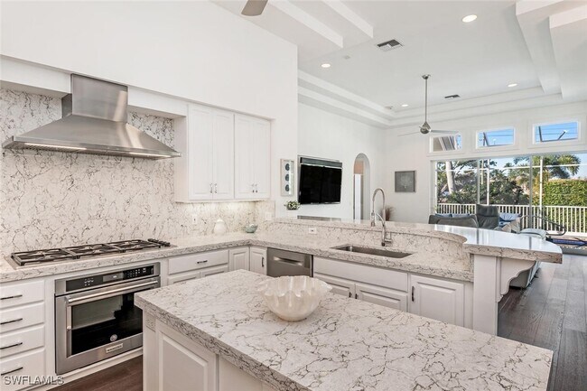 Building Photo - 2540 Half Moon Walk