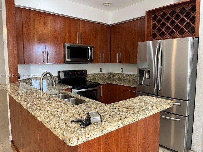 Building Photo - 7109 SW 166th Pl
