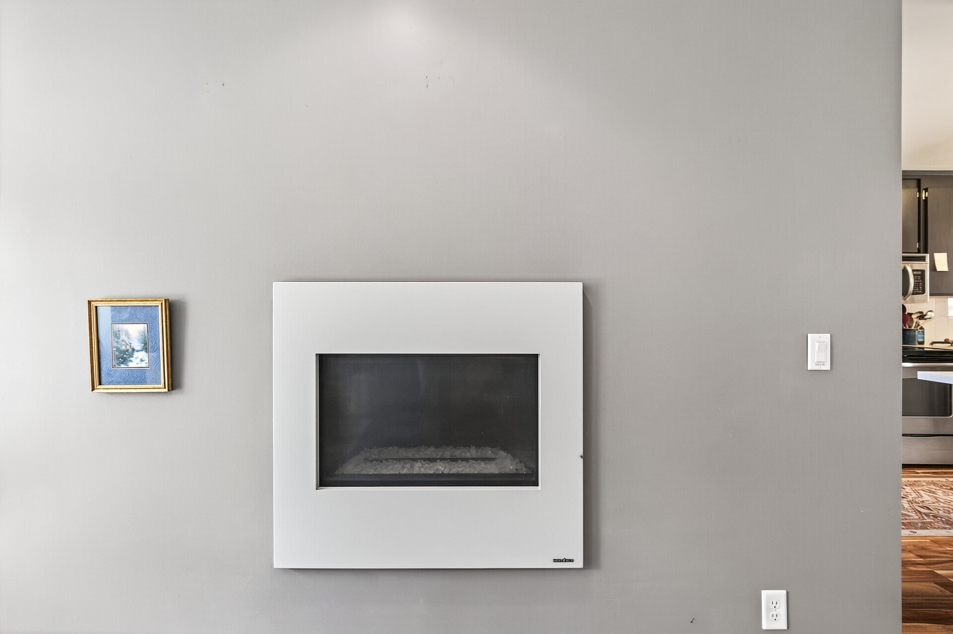 Ribbon Gas Fireplace - 220 2nd St NE