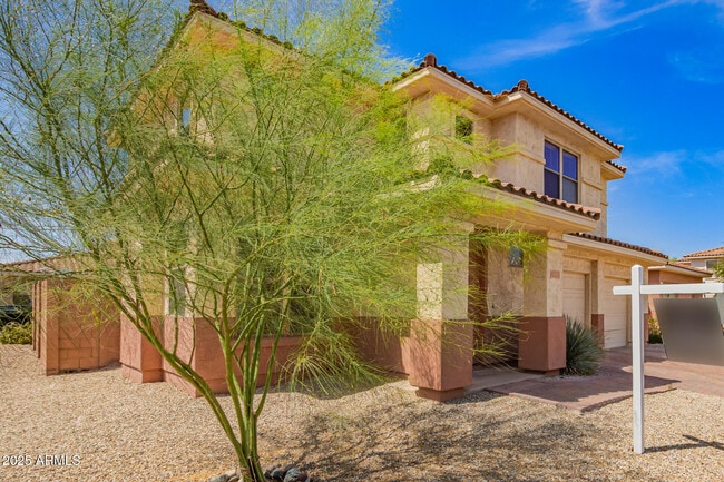 Building Photo - 13550 W Cypress St