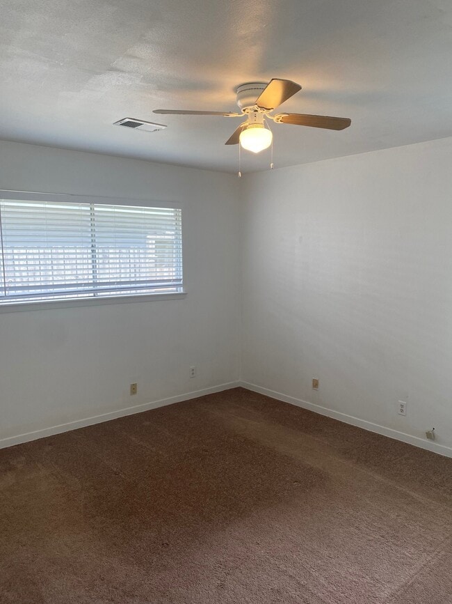 Building Photo - 7143 Triola Ln