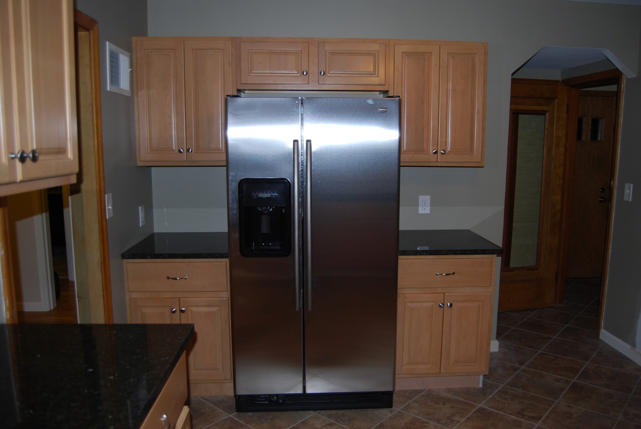 Kitchen with Maple Cabinets, Granite Counter tops and Stainless Steel Appliances (including Brand New Dishwasher) - 2923 Arthur St NE