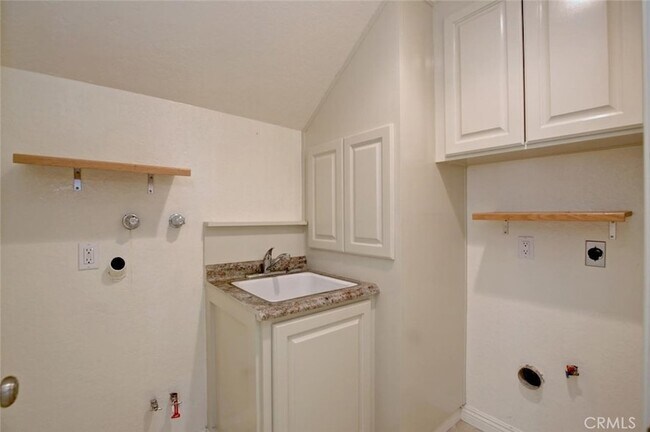 Building Photo - 2936 Calle Frontera