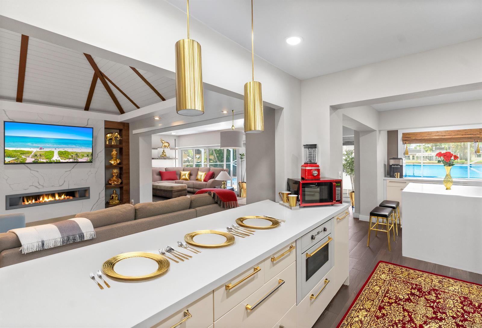 Building Photo - 6106 Royal Poinciana Ln