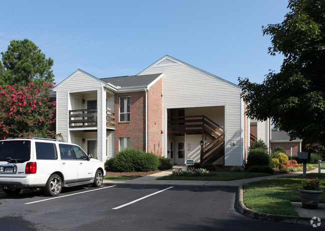 Windsor Arms - 1409 E 11th St Siler City NC 27344 | Apartment Finder