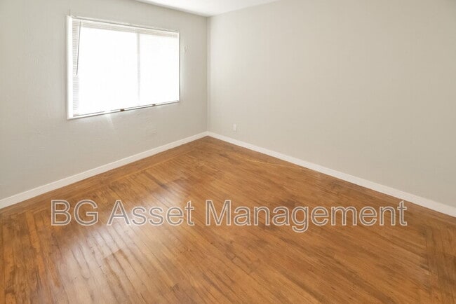 Building Photo - 1812 Rd 20