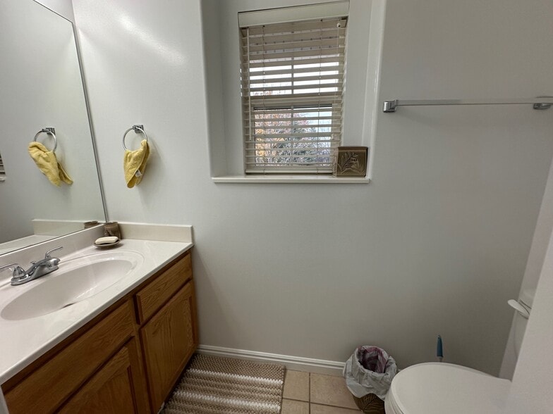 Building Photo - 2824 W Ivory Way