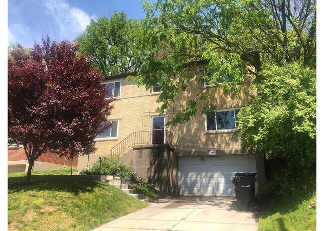 Building Photo - 510 Lowell Ave