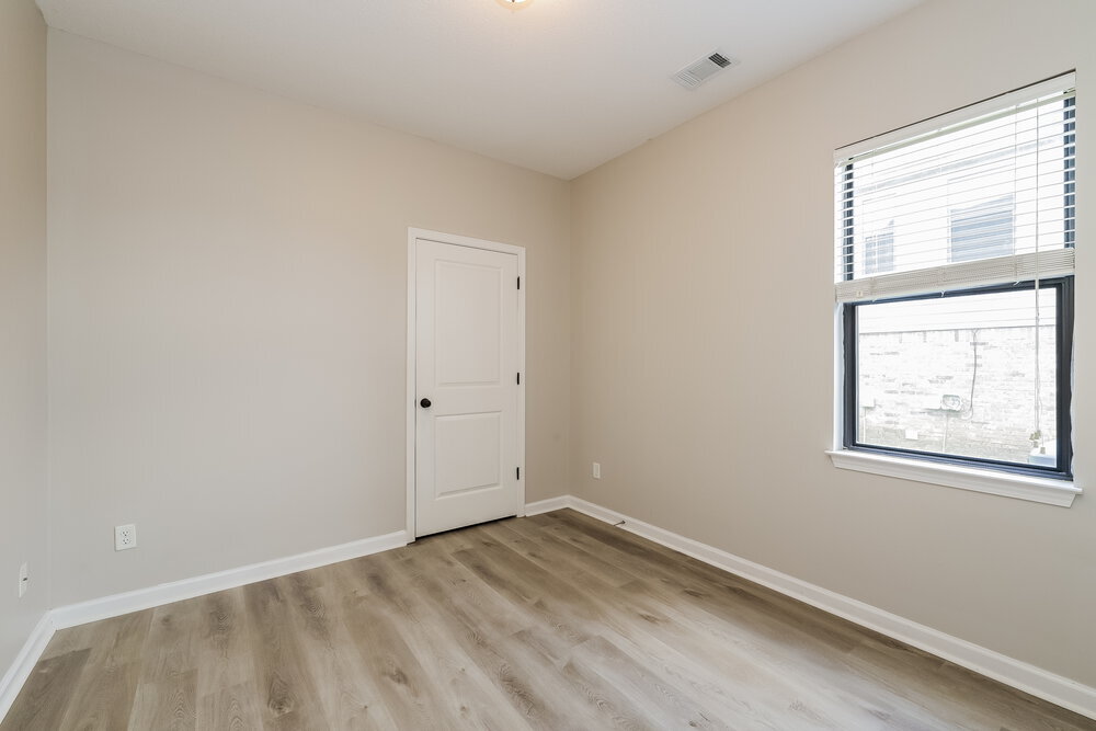 Building Photo - 7659 Romero Dr