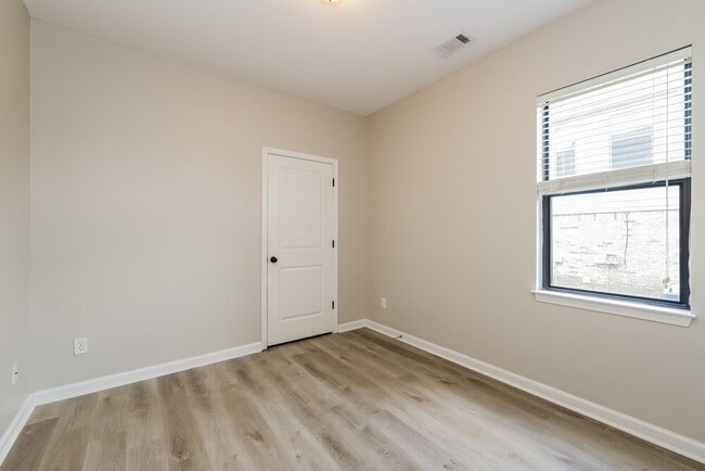 Building Photo - 7659 Romero Dr