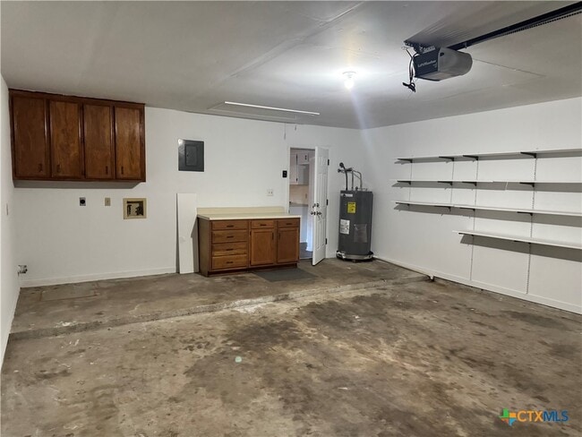 Building Photo - 118 Rattan Dr