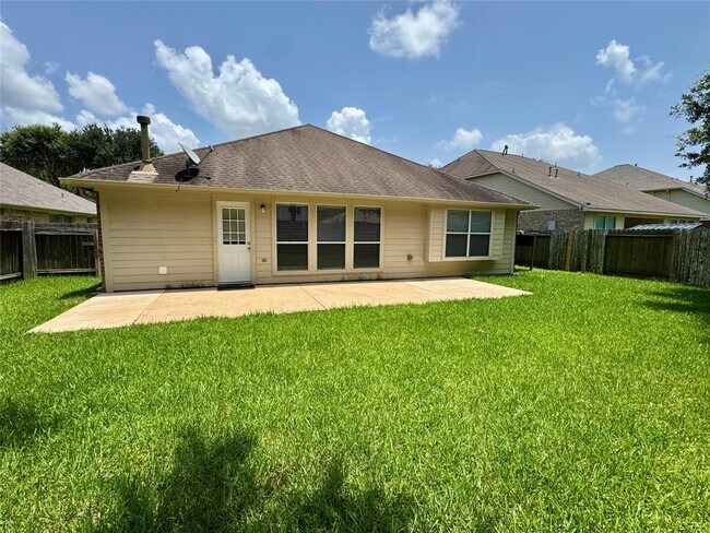 Building Photo - 11323 Sandermeyer Dr