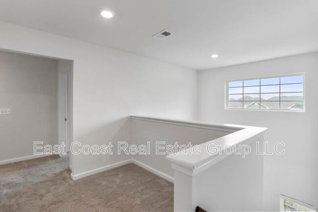Building Photo - 87 Eakins Ln