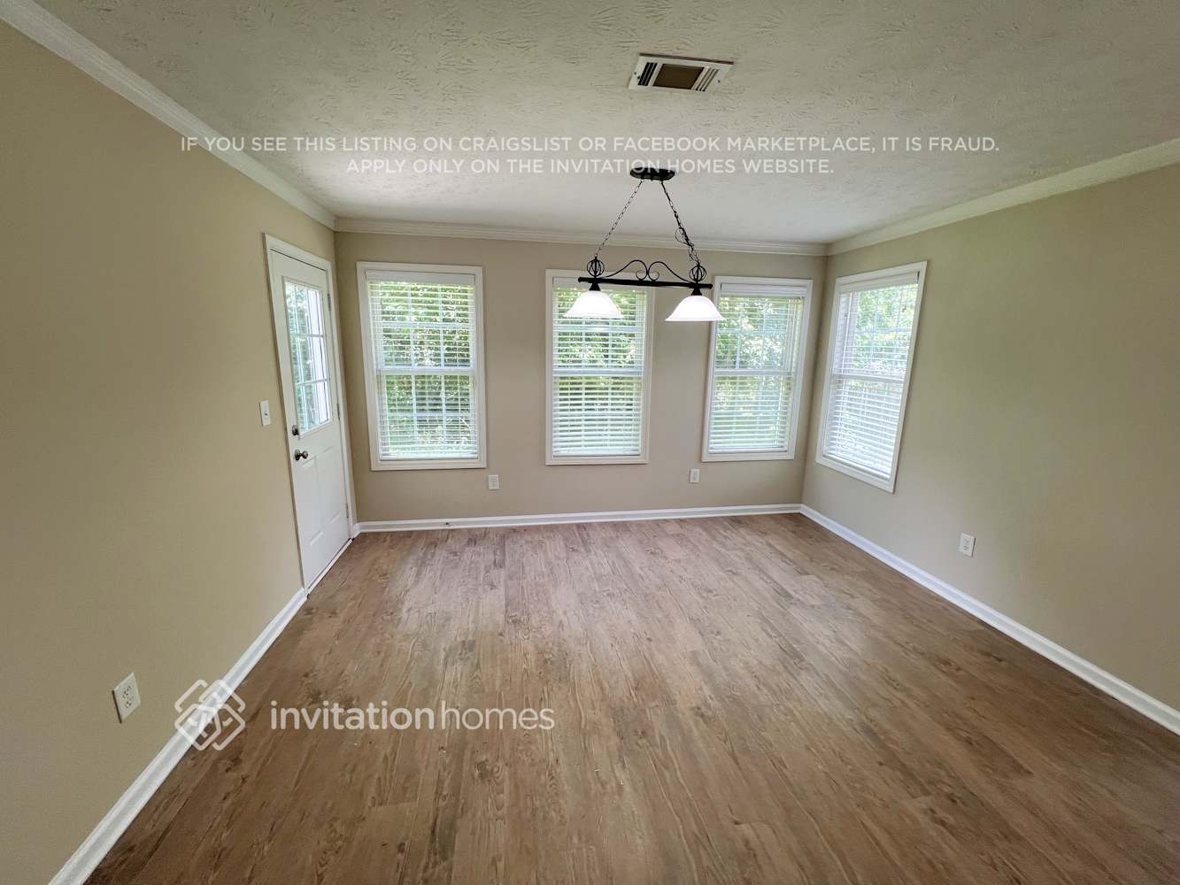 Building Photo - 3505 Revere Cir