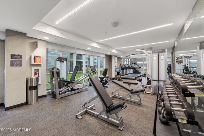 Building Photo - 15 Morris Ave