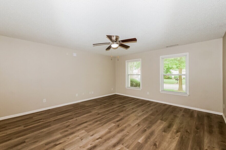 Building Photo - 936 Brookstone Dr
