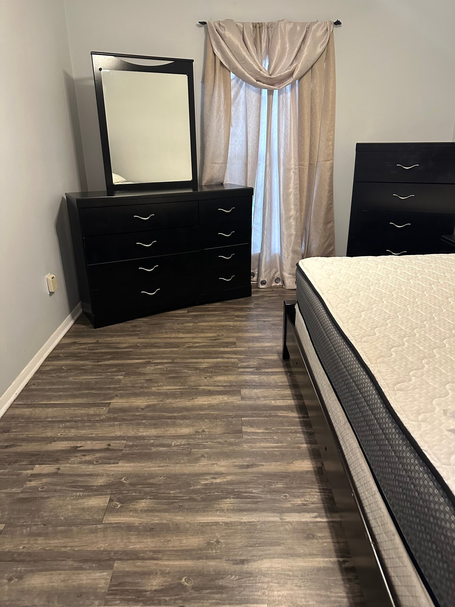 Building Photo - 2805 Northeast Expy