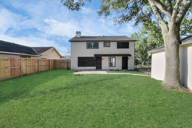 Building Photo - 7022 Castleview Ln