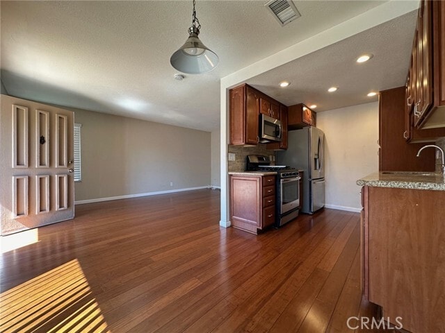 Building Photo - 1433 Forest Glen Dr