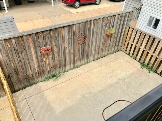 Building Photo - RARELY OFFERED IN PACKER PARK 3BR/2.5BA HOME w/Garage, Patio & Deck!