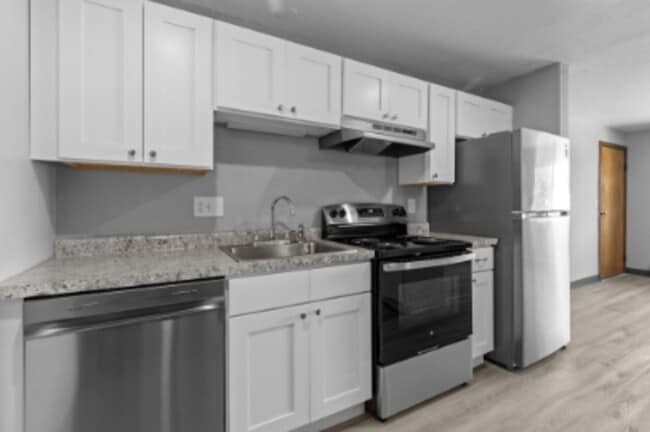 Building Photo - 1530 Moraine Terrace