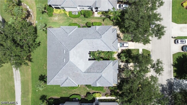 Building Photo - 1937 Crestview Way