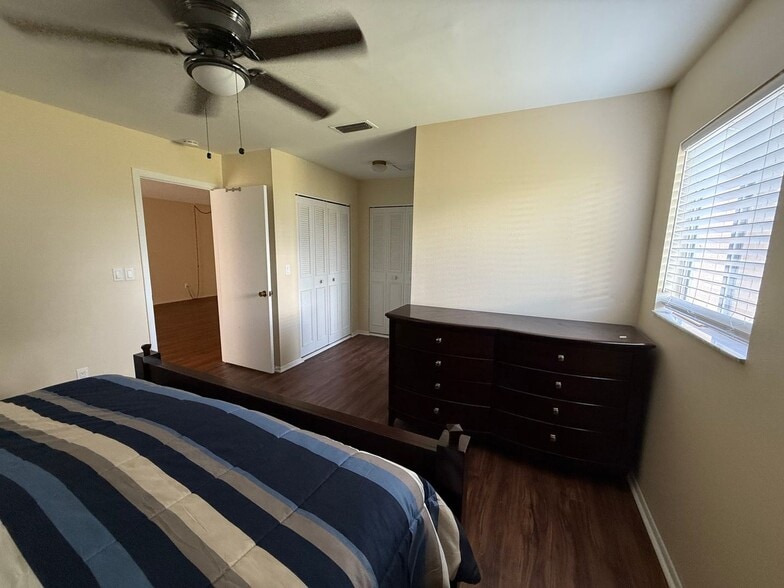 Building Photo - 8513 Dominican Ct
