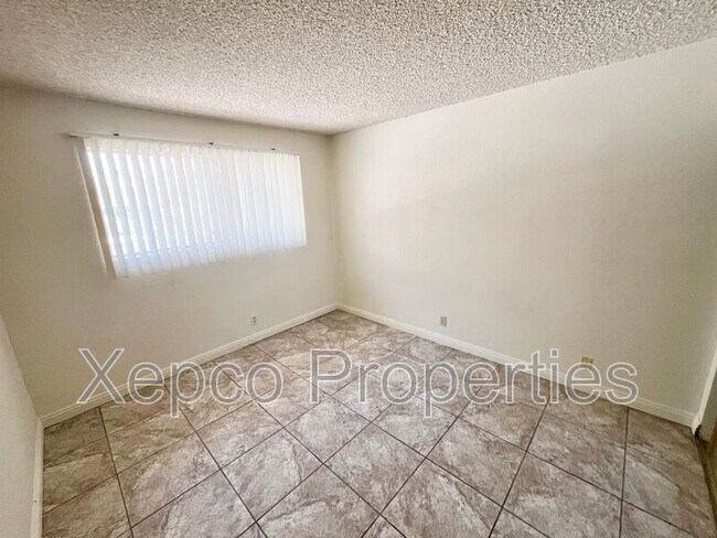 Building Photo - 2857 N Los Felices Rd