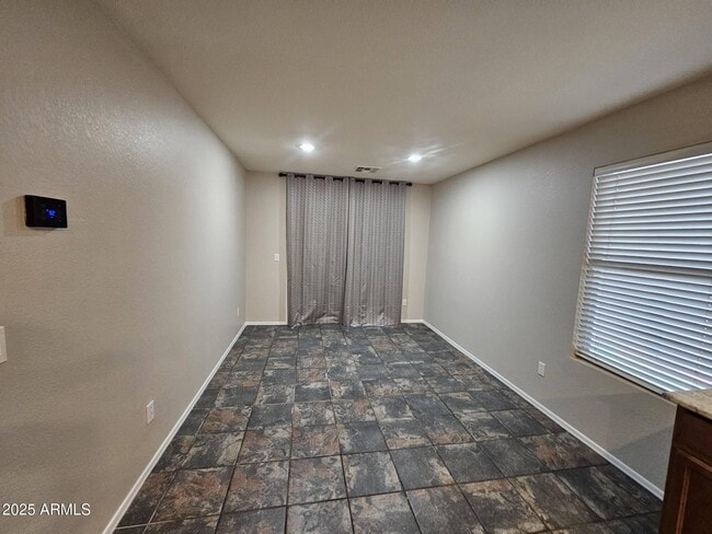 Building Photo - 1314 S Bridgegate Dr